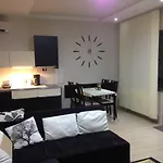 Lux 아파트 블로톤퓌레드