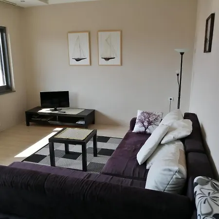 Lux דירה באלאטונפורד