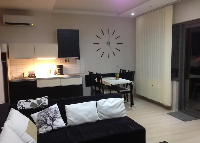 Lux شقة بالاتونفوريد